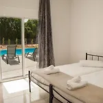 Summer Thea Villa Karavádosz
